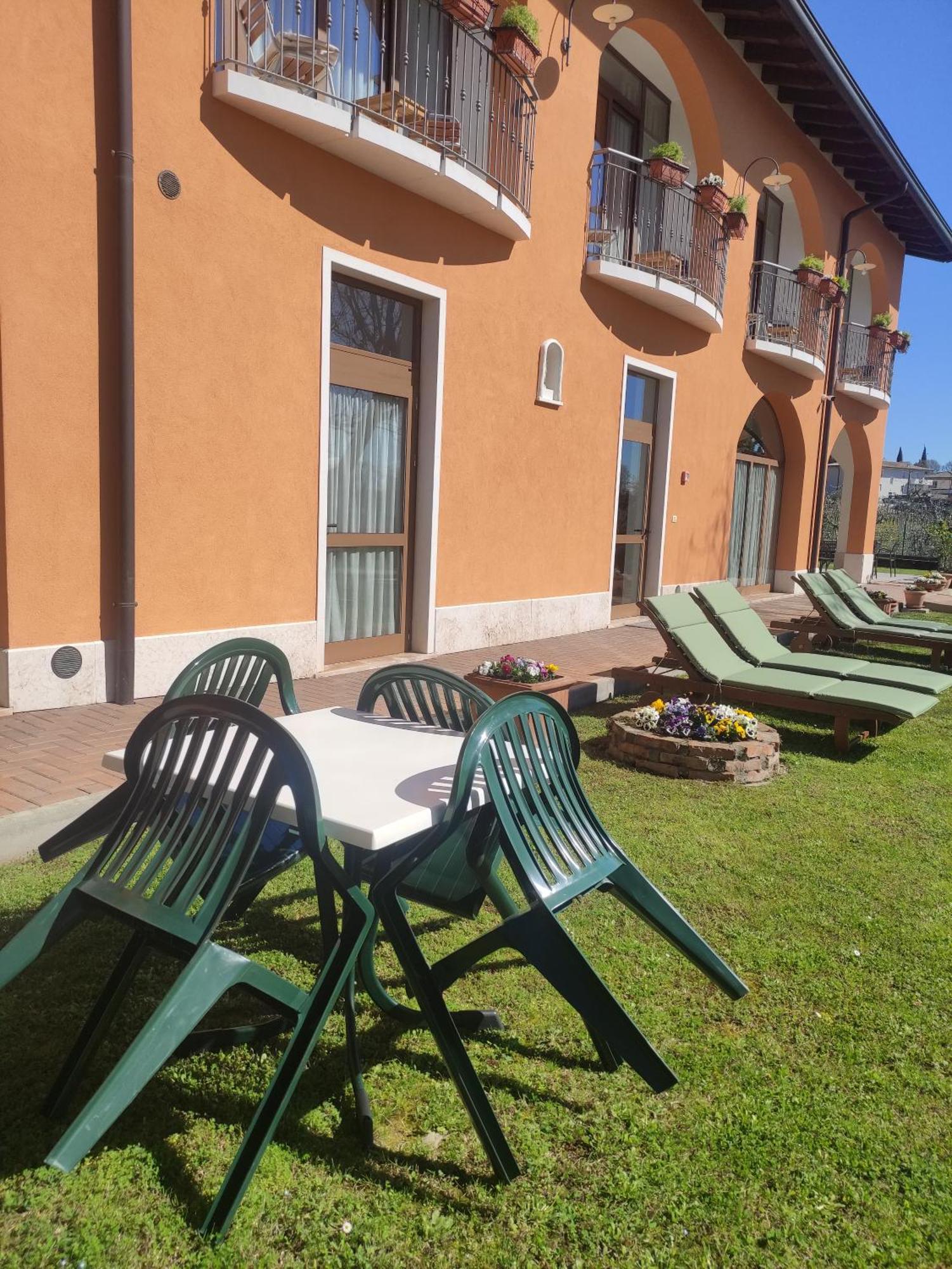 Agriturismo La Vigna Кола Номер фото